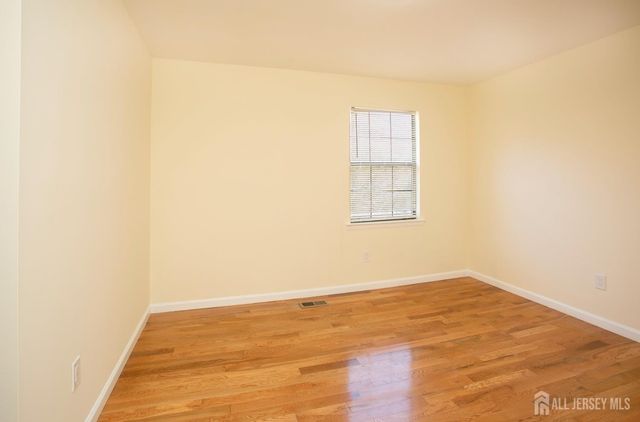 7 Cactus Court, Edison, NJ 08820