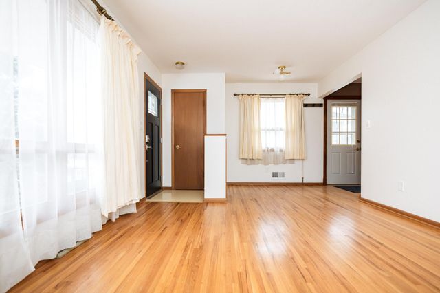 2034 24th Street NW, Rochester, MN 55901