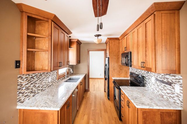 2034 24th Street NW, Rochester, MN 55901