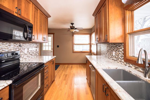 2034 24th Street NW, Rochester, MN 55901