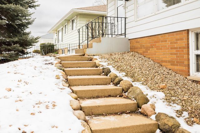 2034 24th Street NW, Rochester, MN 55901