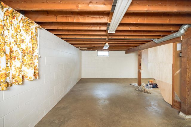 2034 24th Street NW, Rochester, MN 55901