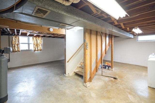 2034 24th Street NW, Rochester, MN 55901