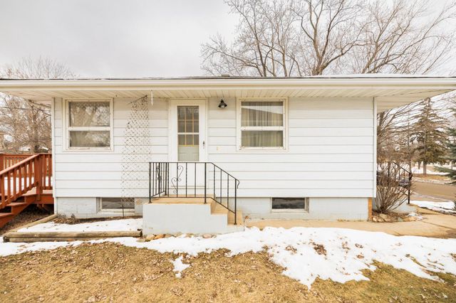 2034 24th Street NW, Rochester, MN 55901