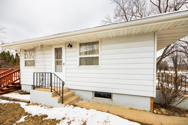 2034 24th Street NW, Rochester, MN 55901