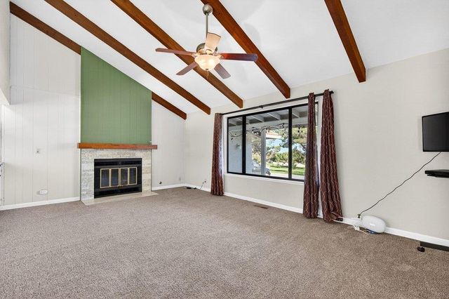 913 Ridgemark Drive, Hollister, CA 95023