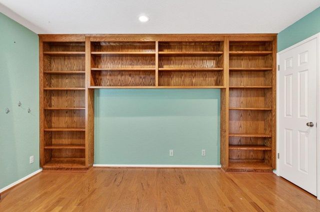 913 Ridgemark Drive, Hollister, CA 95023