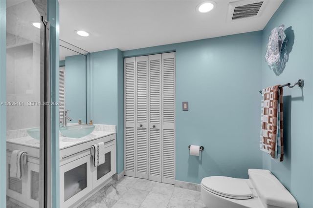 16485 Collins Ave 1832, Sunny Isles Beach, FL 33160