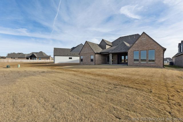 14216 S Delaware Place S, Bixby, OK 74008