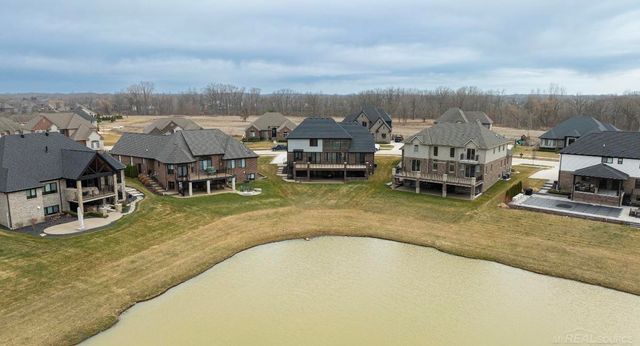 15973 Via Colico, Macomb, MI 48042