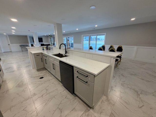 15973 Via Colico, Macomb, MI 48042