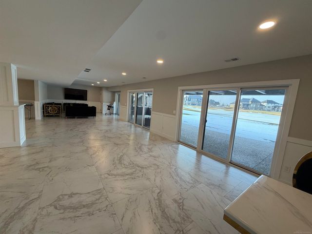 15973 Via Colico, Macomb, MI 48042