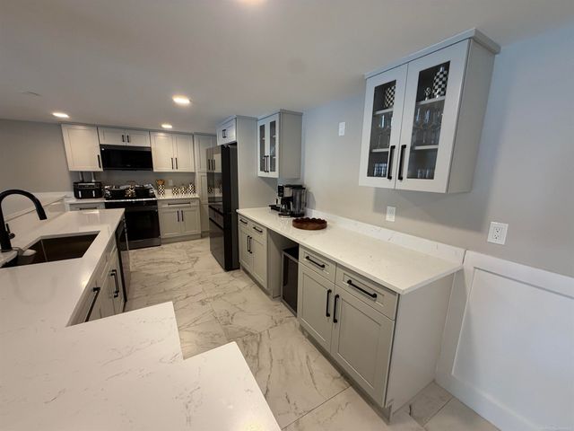 15973 Via Colico, Macomb, MI 48042