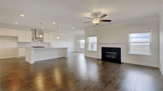 5191 Woodline View Circle, Auburn, GA 30011