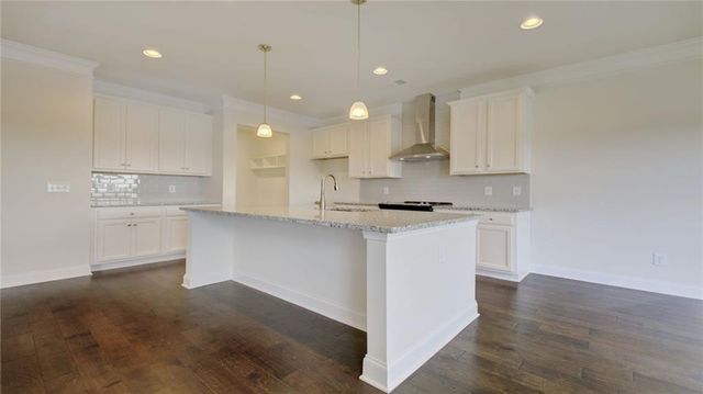 5191 Woodline View Circle, Auburn, GA 30011