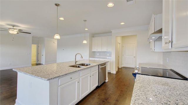 5191 Woodline View Circle, Auburn, GA 30011