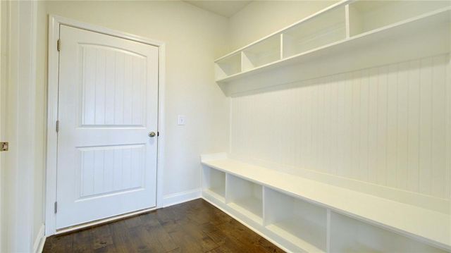 5191 Woodline View Circle, Auburn, GA 30011