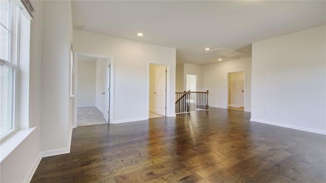 5191 Woodline View Circle, Auburn, GA 30011