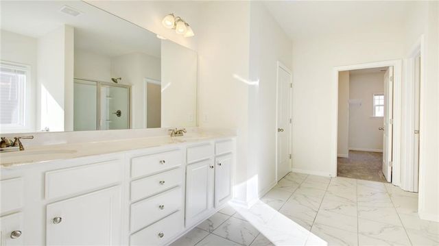 5191 Woodline View Circle, Auburn, GA 30011