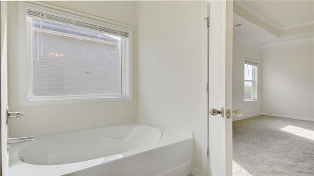 5191 Woodline View Circle, Auburn, GA 30011