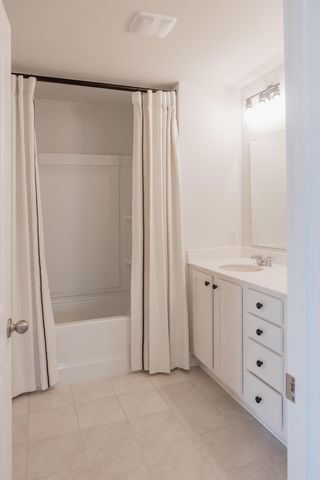 137 Brant Drive, Summerville, SC 29483