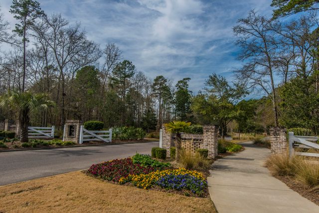 137 Brant Drive, Summerville, SC 29483