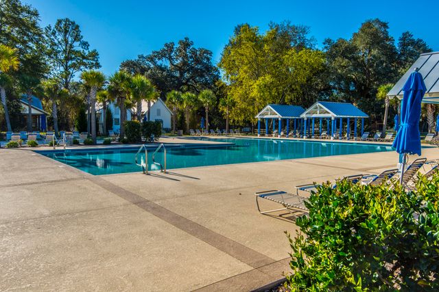 137 Brant Drive, Summerville, SC 29483