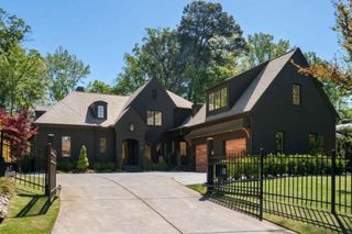 4075 Peachtree Dunwoody Road NE, Atlanta, GA 30342