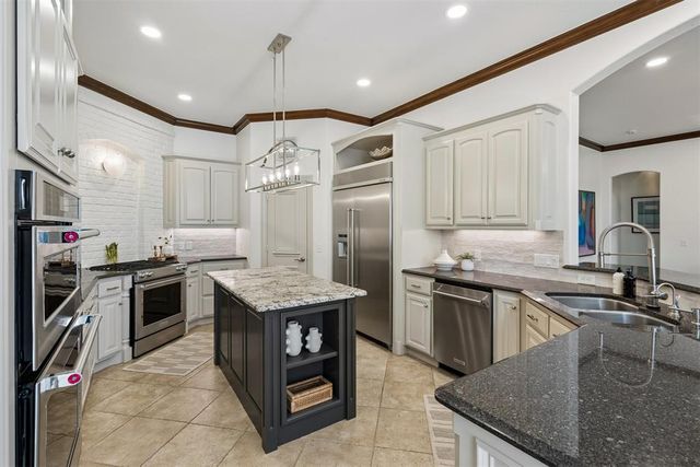 3324 NW 170th Court, Edmond, OK 73012
