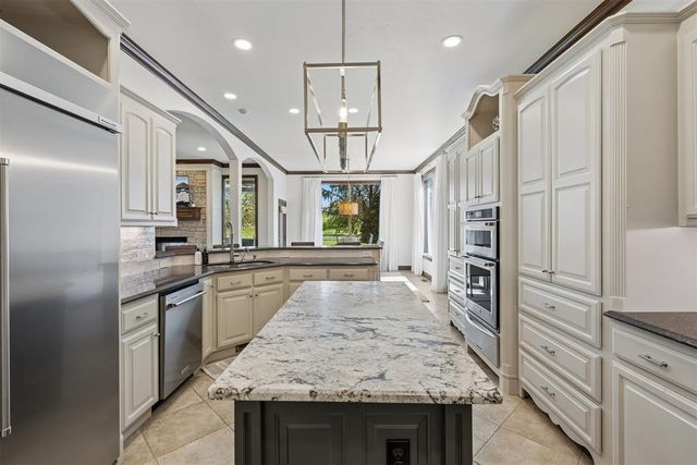 3324 NW 170th Court, Edmond, OK 73012