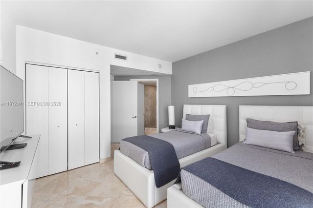 1331 Brickell Bay Dr 1901, Miami, FL 33131