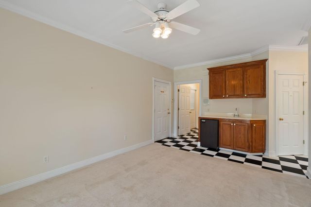 60 Grand Blvd, Hattiesburg, MS 39402