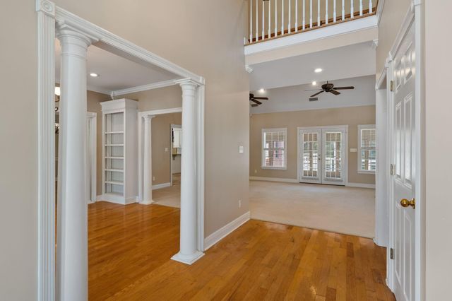 60 Grand Blvd, Hattiesburg, MS 39402