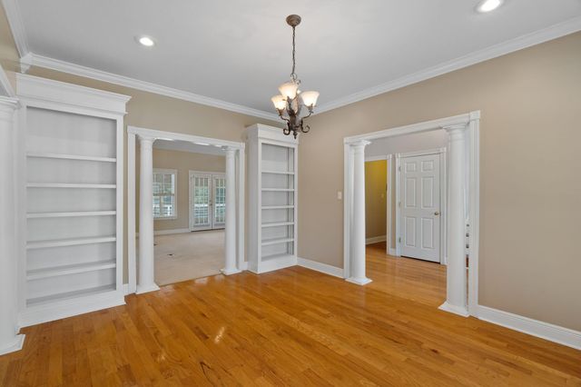 60 Grand Blvd, Hattiesburg, MS 39402