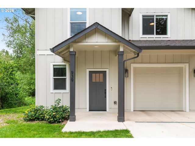 939 Se ROBERTS Ave, Gresham, OR 97080