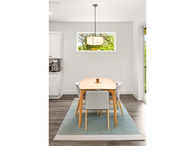 939 Se ROBERTS Ave, Gresham, OR 97080