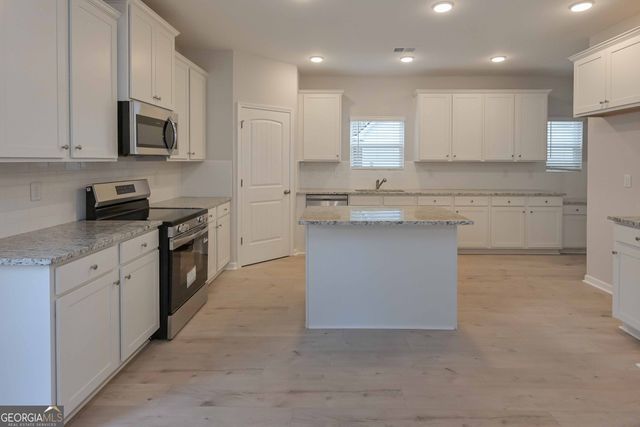 489 Charleston Place, Villa Rica, GA 30180