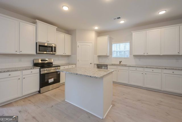 489 Charleston Place, Villa Rica, GA 30180