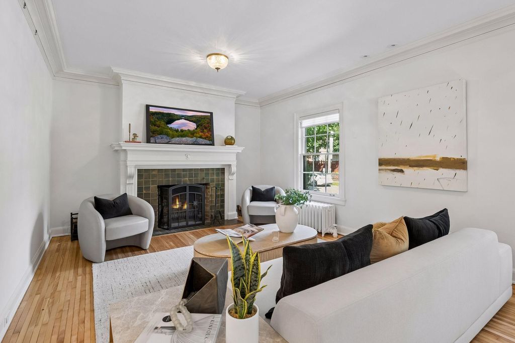 1766 Emerson Avenue S, Minneapolis, MN 55403 — photo 3