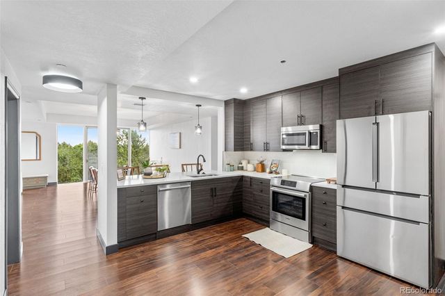 1900 E Girard Place 505, Englewood, CO 80113