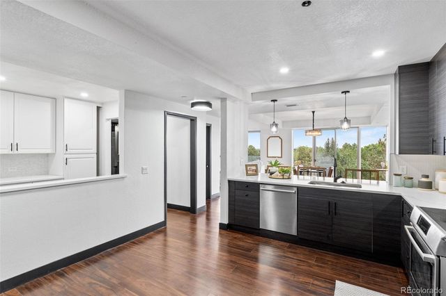 1900 E Girard Place 505, Englewood, CO 80113