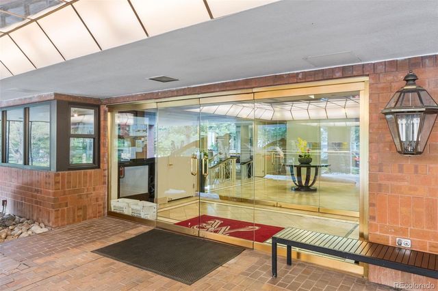 1900 E Girard Place 505, Englewood, CO 80113