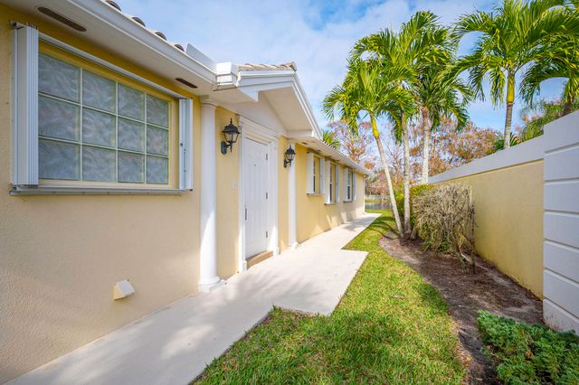 12280 SW Elsinore Drive, Port St Lucie, FL 34987