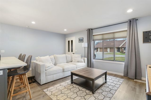 478 Cherry Lane, Holland, MI 49424