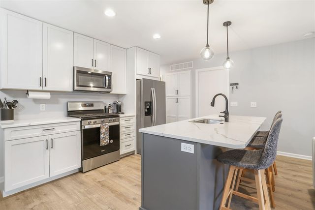 478 Cherry Lane, Holland, MI 49424