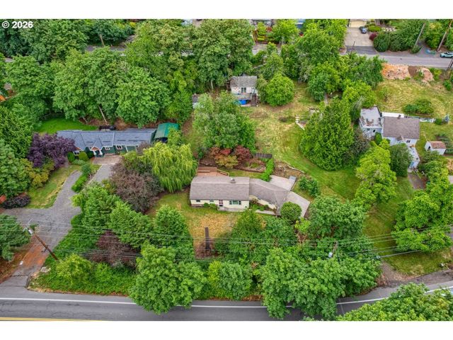 9314 Sw TERWILLIGER Blvd, Portland, OR 97219