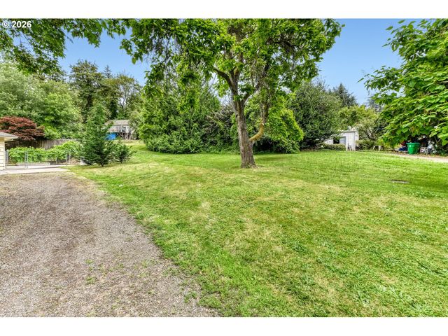 9314 Sw TERWILLIGER Blvd, Portland, OR 97219