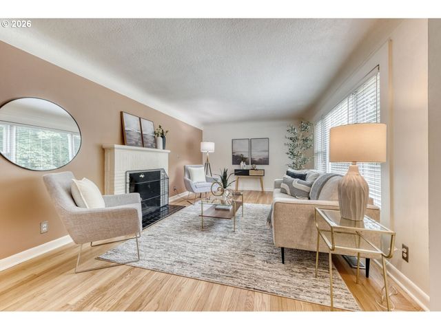 9314 Sw TERWILLIGER Blvd, Portland, OR 97219