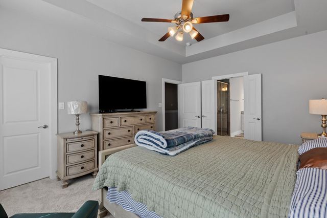 2706 Freund Street, Houston, TX 77003
