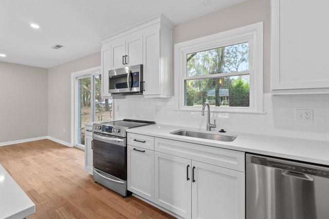 1072 Kentwood Circle, Charleston, SC 29412